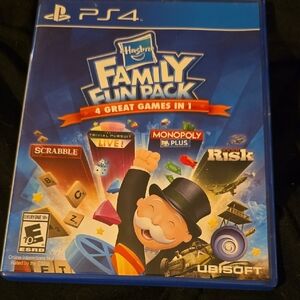 Hasbro Family Fun Pack for PS4 - Blue and Red